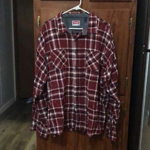Wrangler Premiere Quality Long Sleeve Button Down